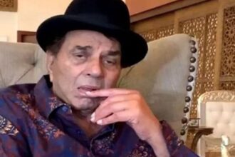 Dharmendra: 'Distances are increasing in hearts', fans are upset with Dharmendra's emotional post